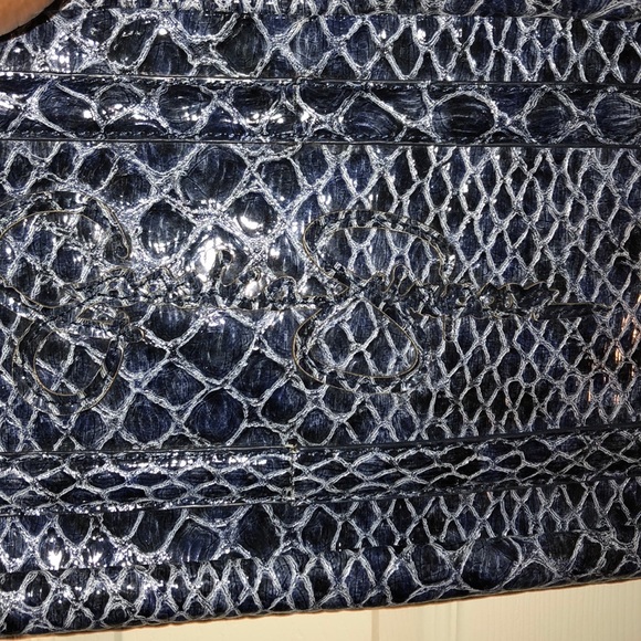 Large Faux Croc Jessica Simpson - Picture 3 of 7